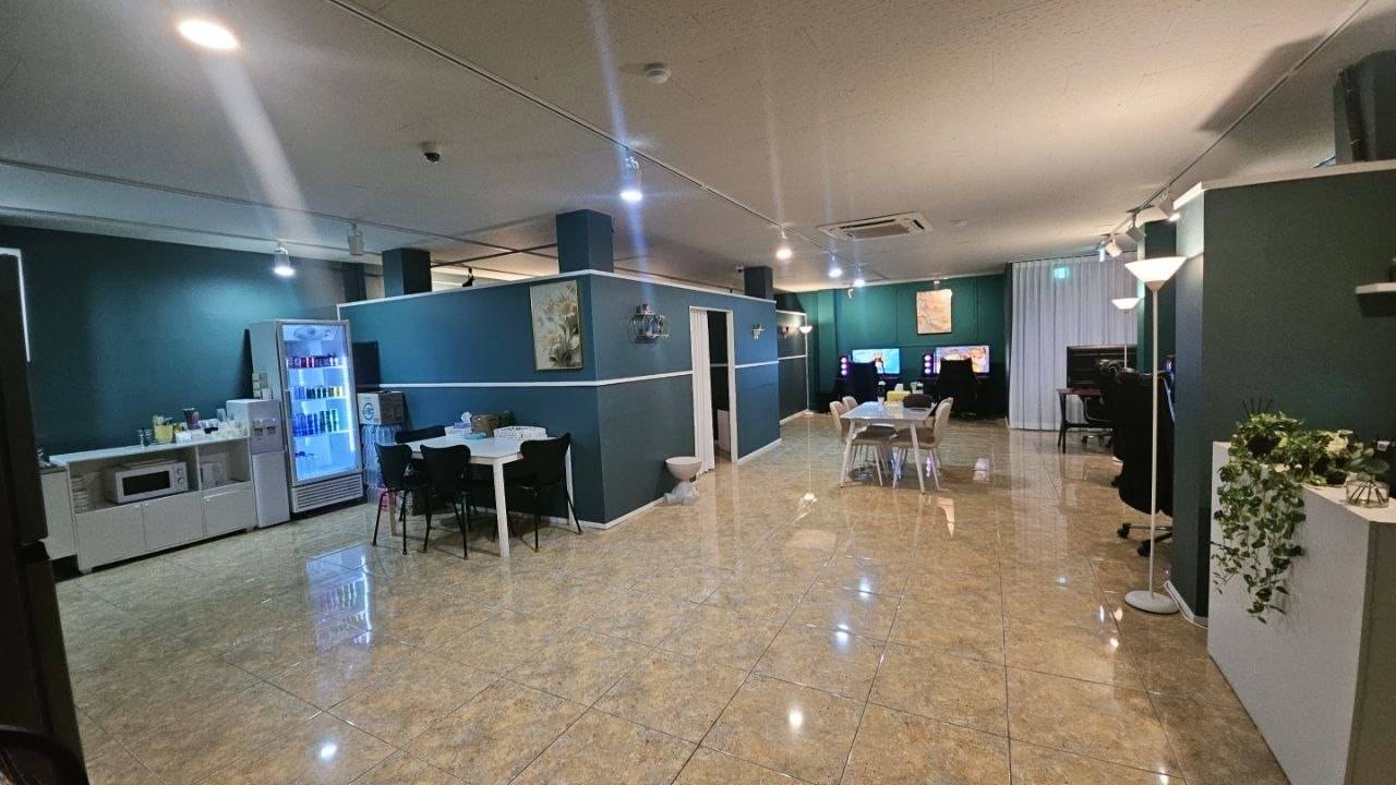 울산 동구 최고시설 .프라이빗 룸 2개.고정손님 많은 가게 아깝지만 내놔요!!