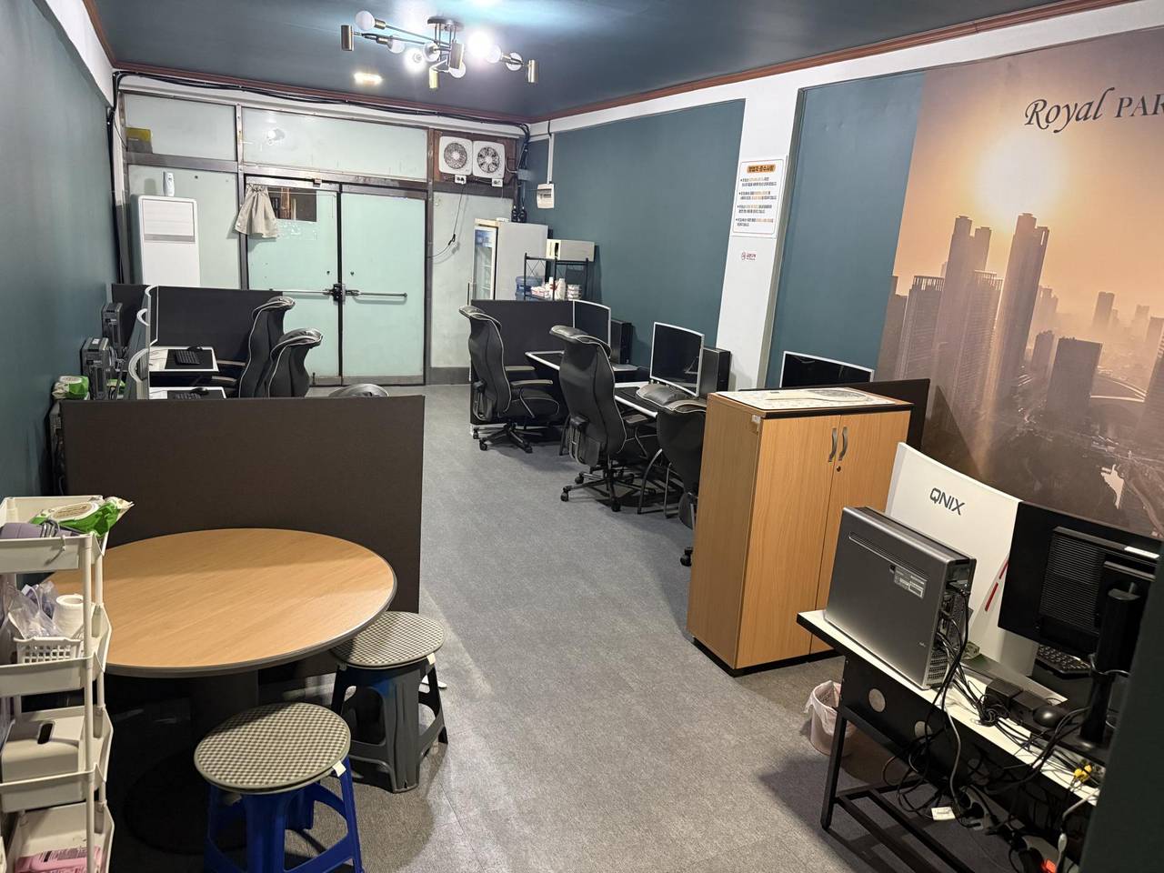 가정동 깔끔한 피씨방 팝니다