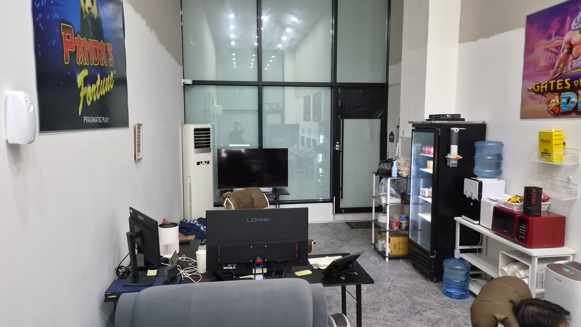 경기도 시흥시 신천동에서 유동인구 가장많은 삼미시장 앞 성인pc방